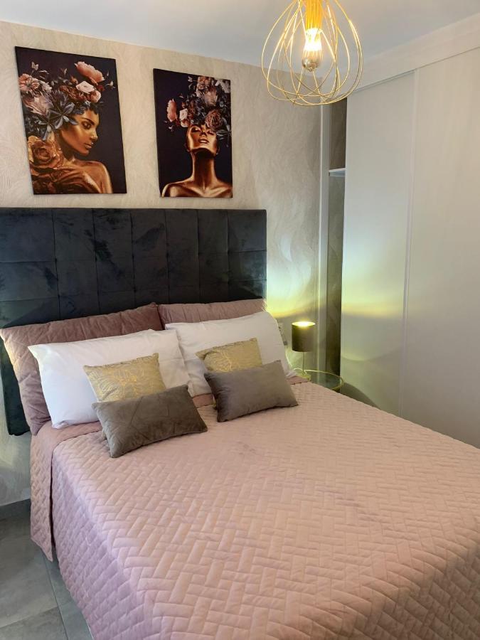 Los Boliches Holidays Suites Fuengirola Εξωτερικό φωτογραφία
